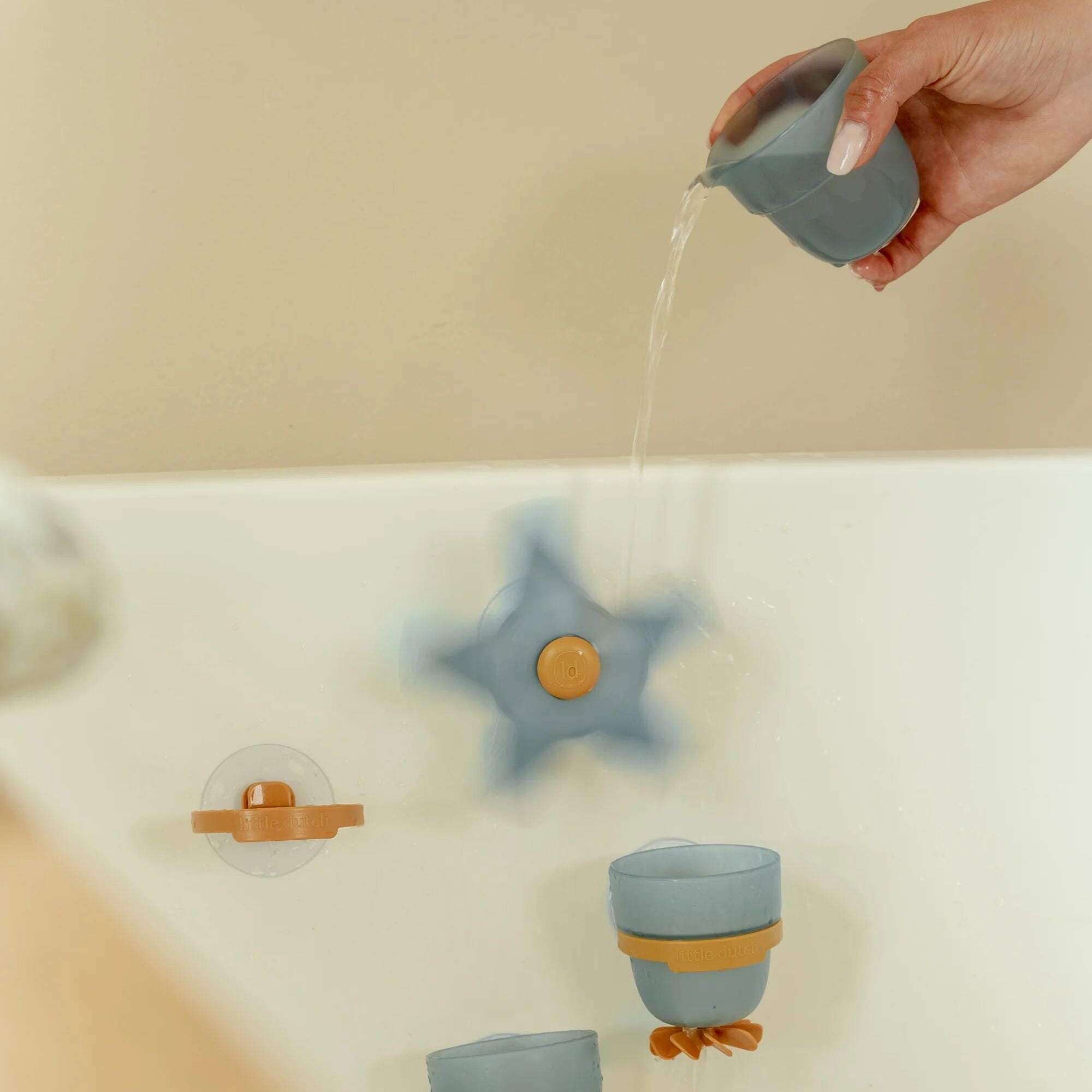 Little Dutch Bath Wall Cups - Blue