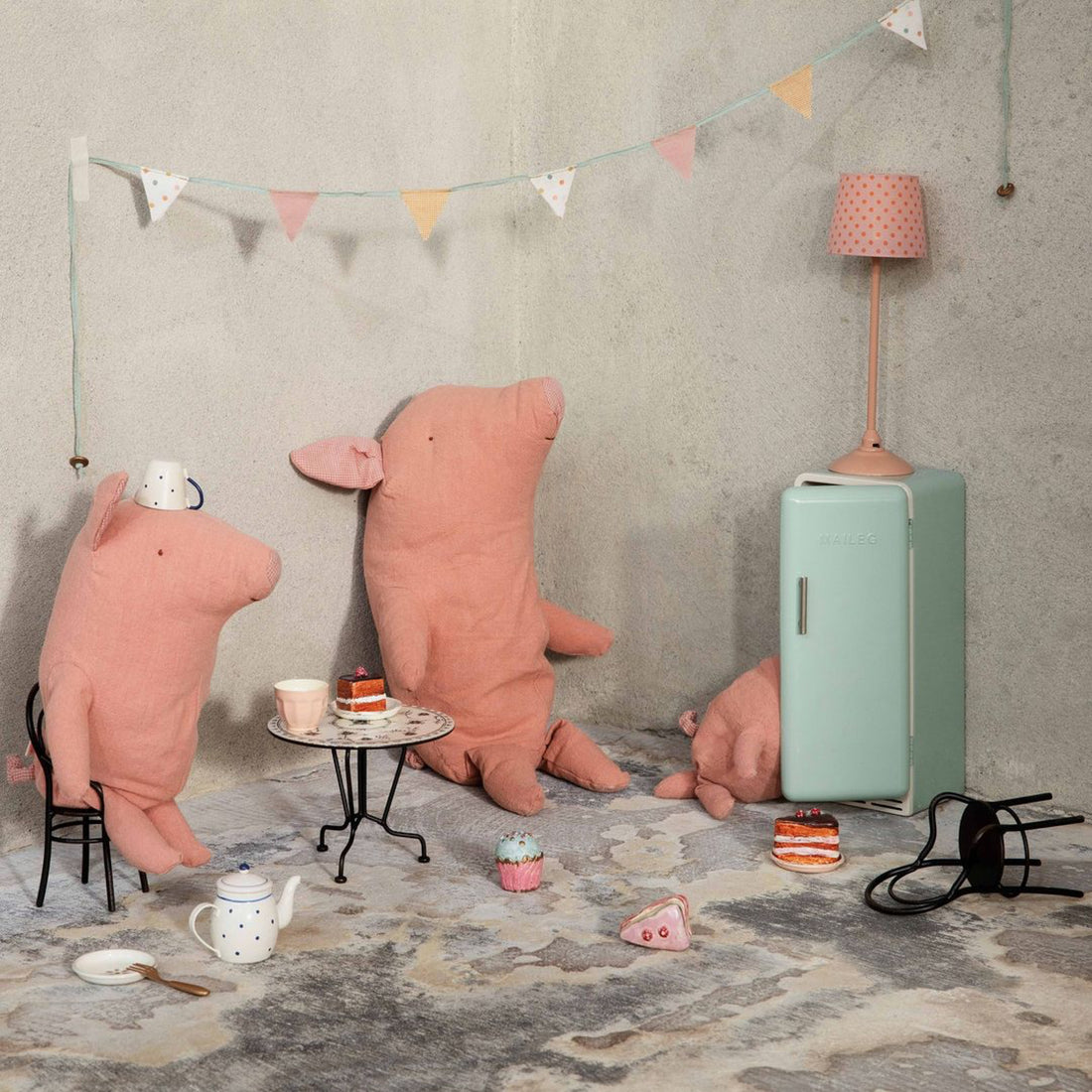 Maileg Miniature Fridge - Mint