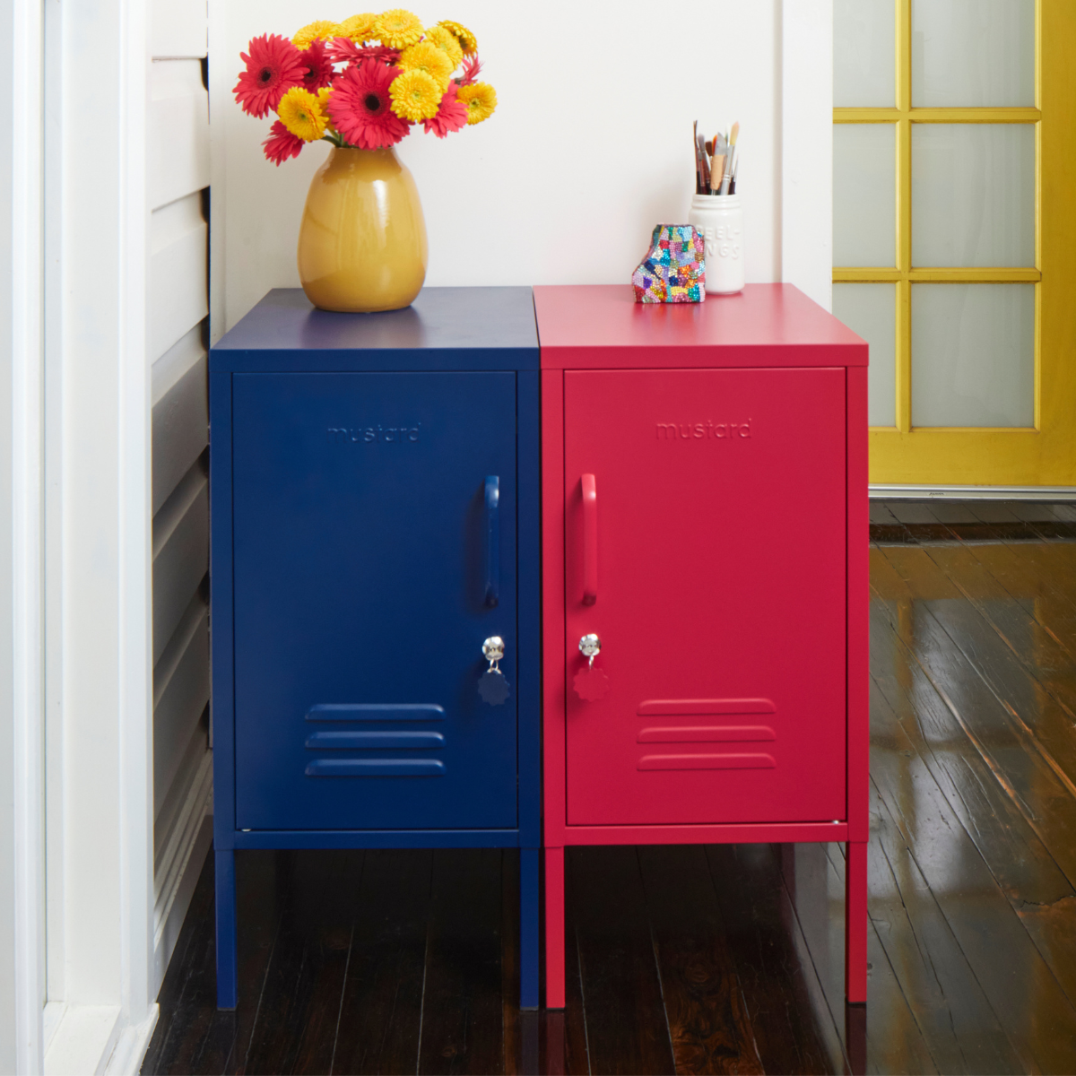 The Shorty In Navy to the Left (Pre-order)