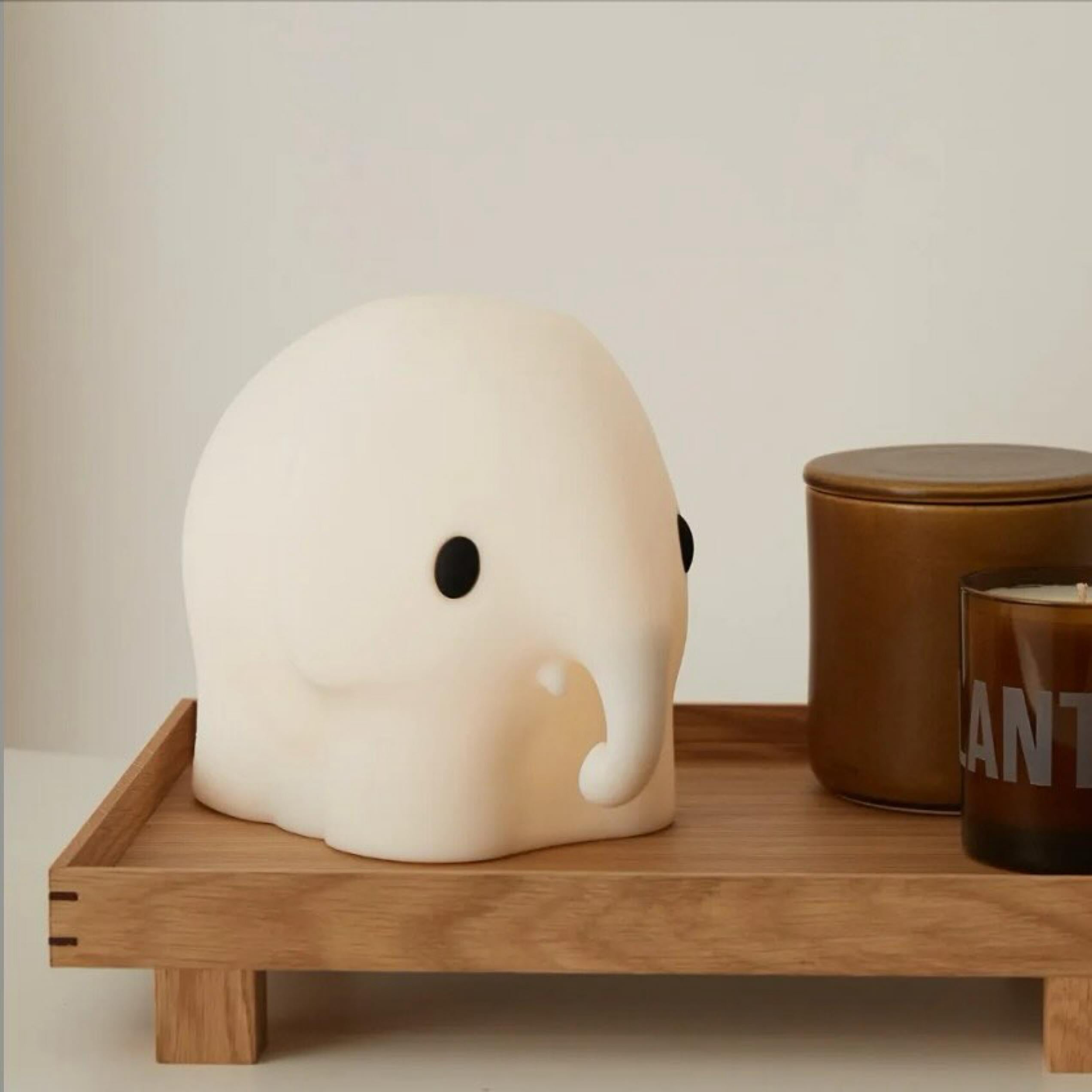 Mr.Maria Smiley Elephant Bundle of Light lamp