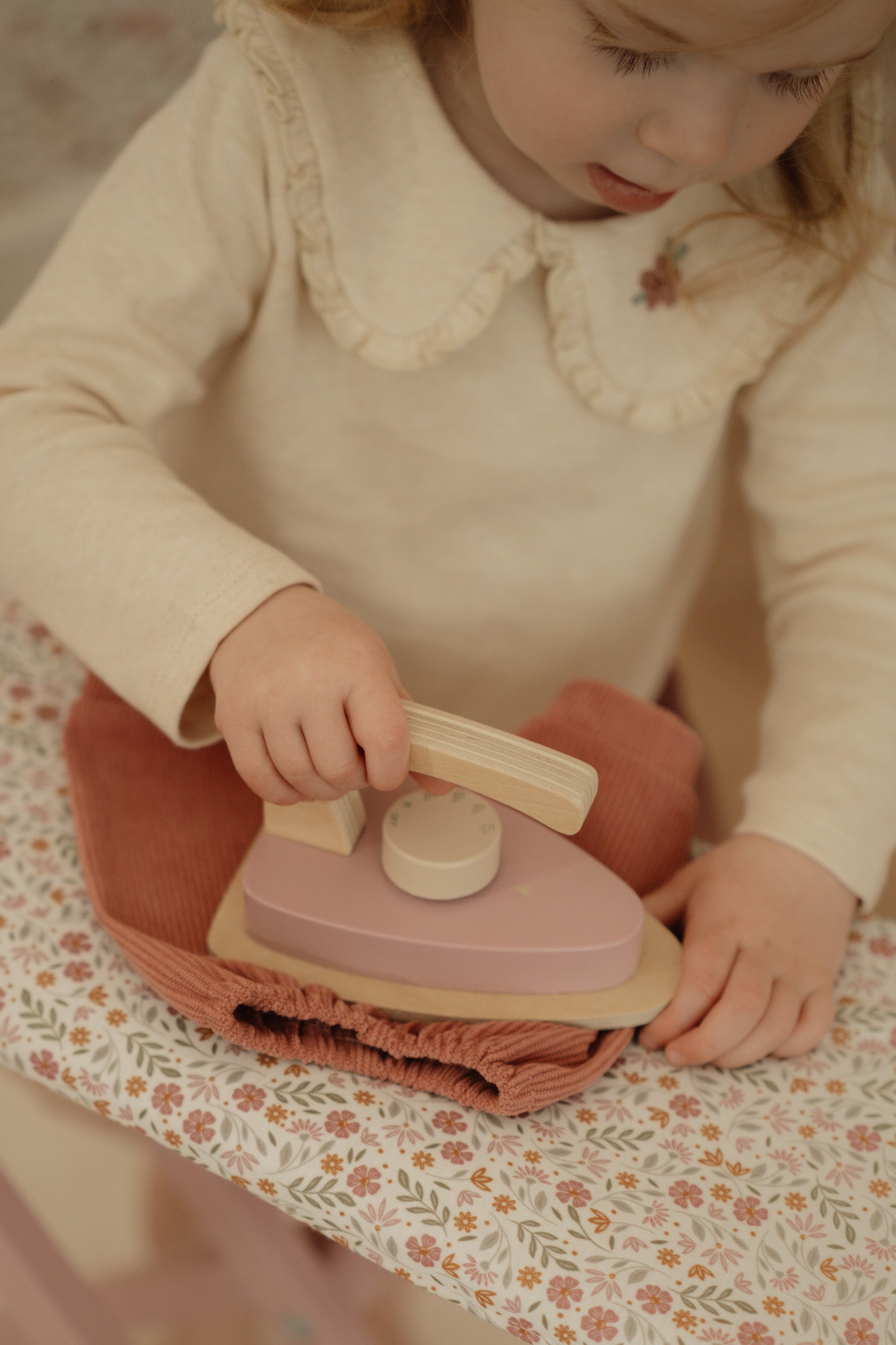 Little Dutch Wooden Ironing Board