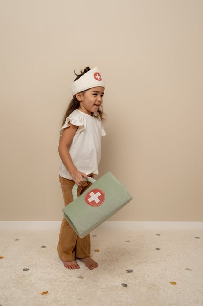 Little Dutch Jim Doll Care Playset