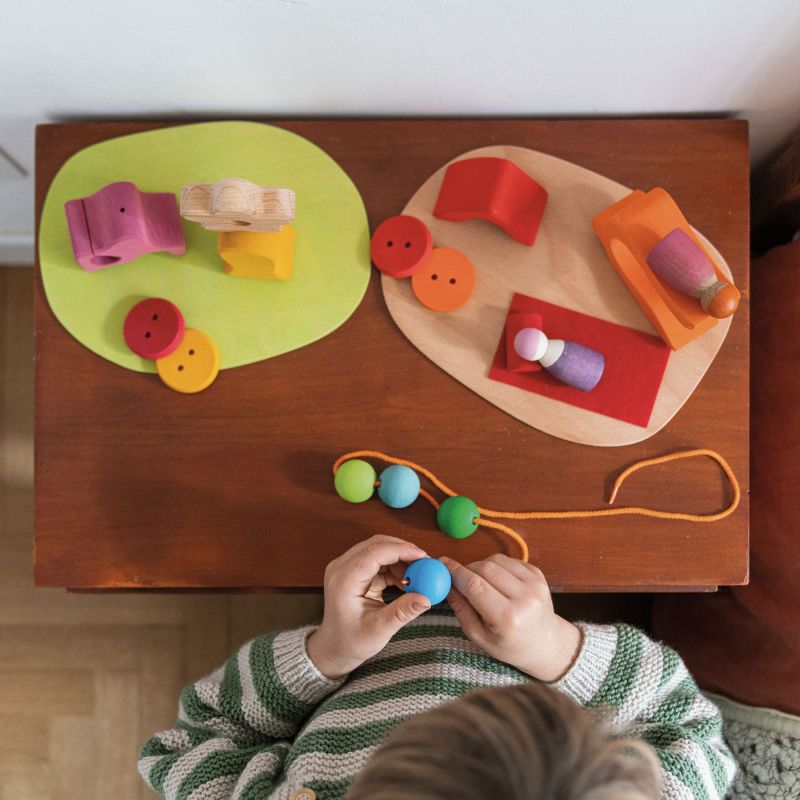 Grimms - Small World Play Down By The Meadow