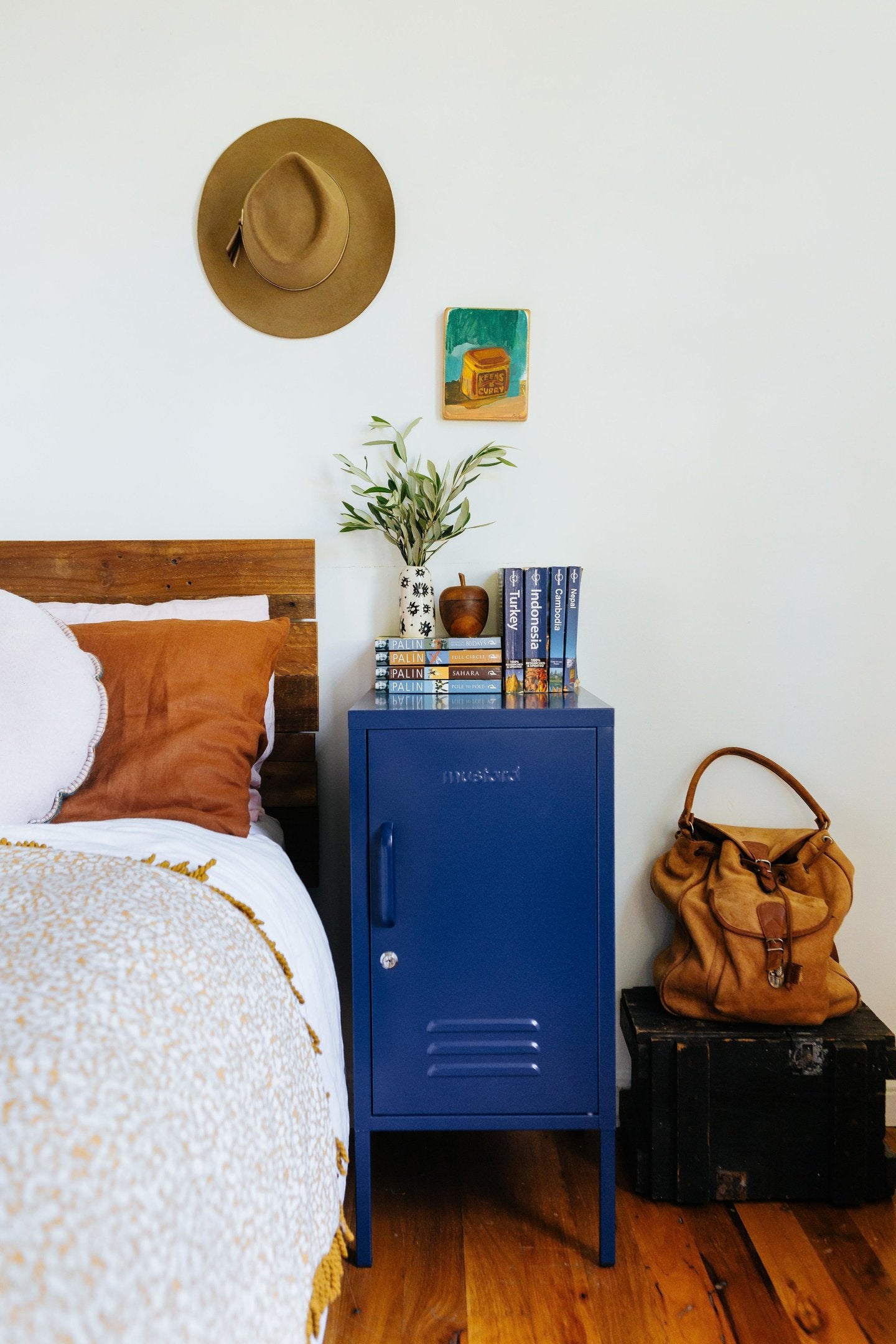 The Shorty In Navy (Pre-order)