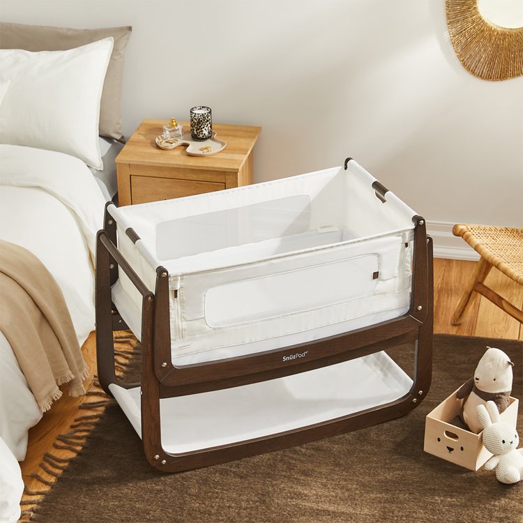 SnuzPod4 Bedside Crib, Ebony - The Natural Edit