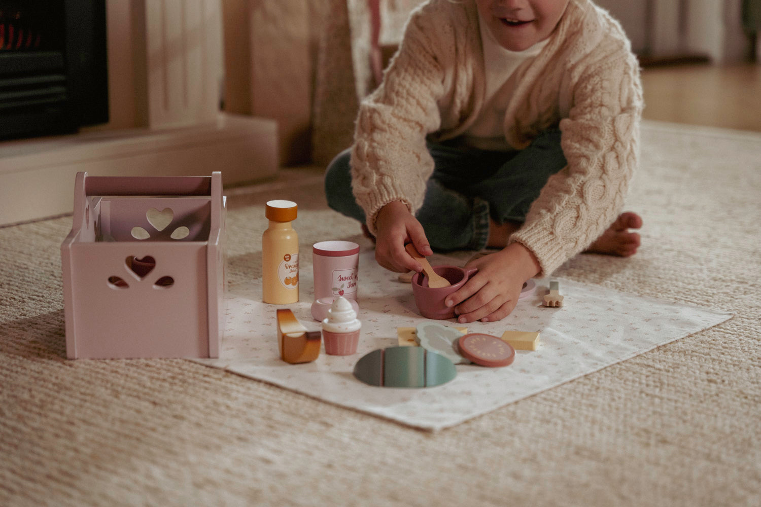 Little Dutch Wooden Picnic Set