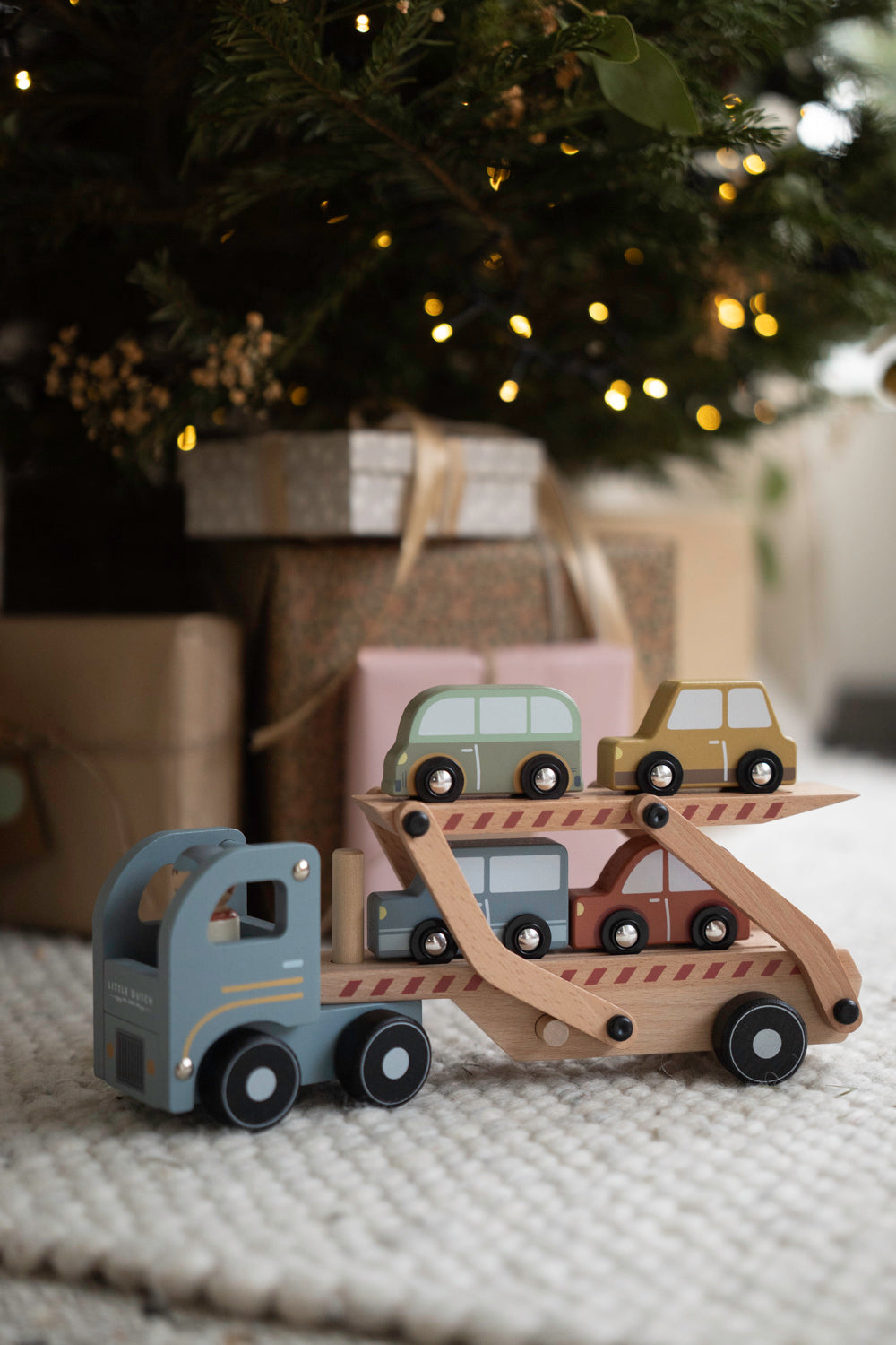 Little Dutch Wooden Truck