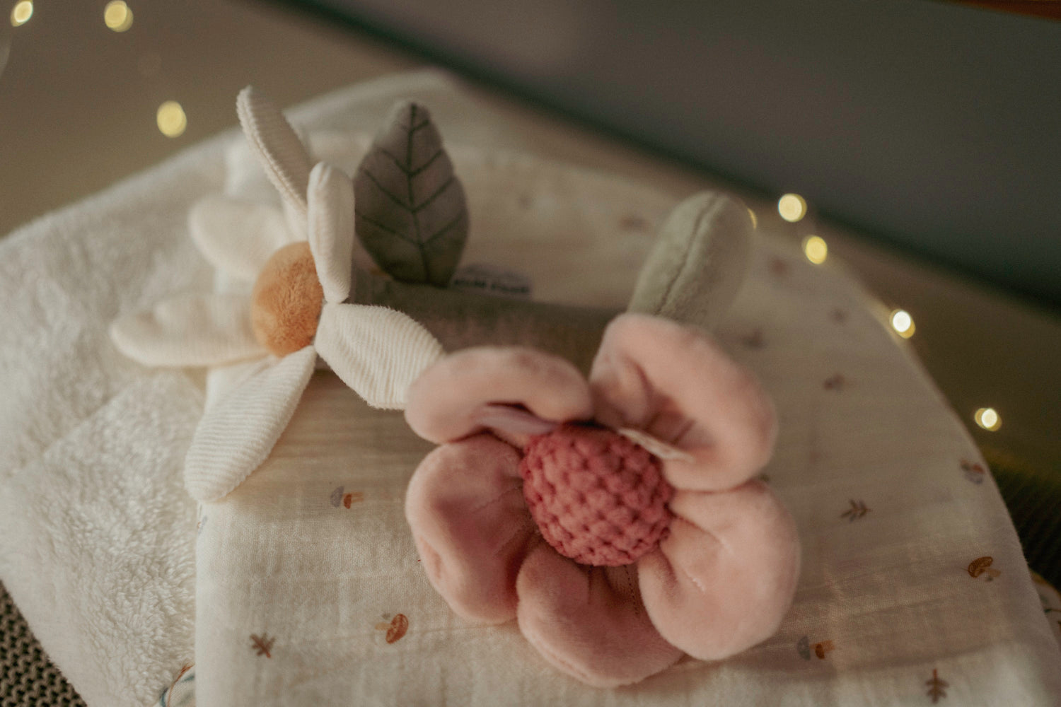 Little Dutch Flower Rattle - Pink