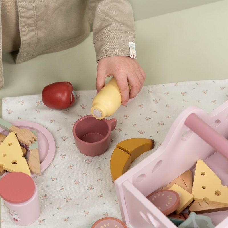 Little Dutch Wooden Picnic Set