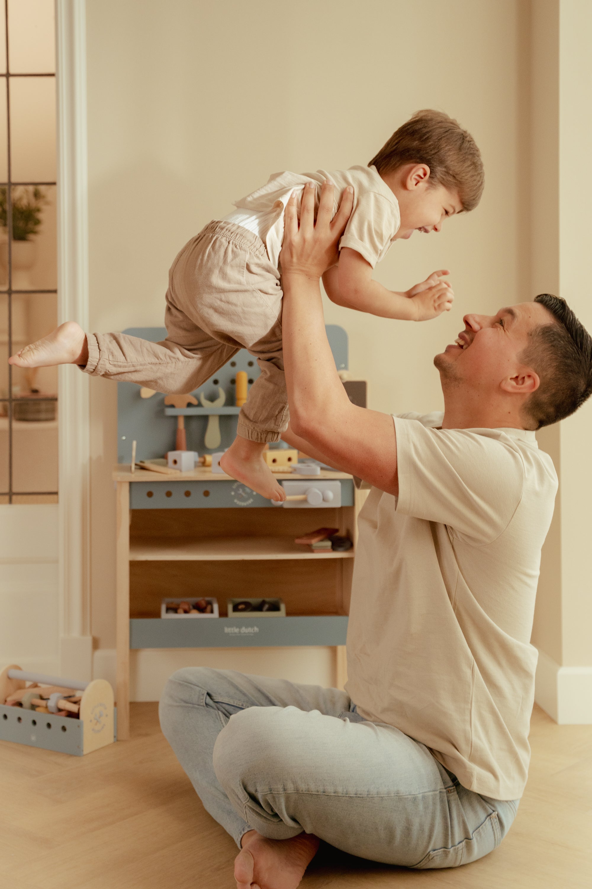 Little Dutch Wooden Workbench