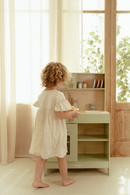 Little Dutch Mint Kitchen