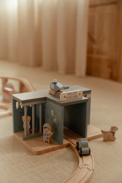 Little Dutch Police Station - Blue