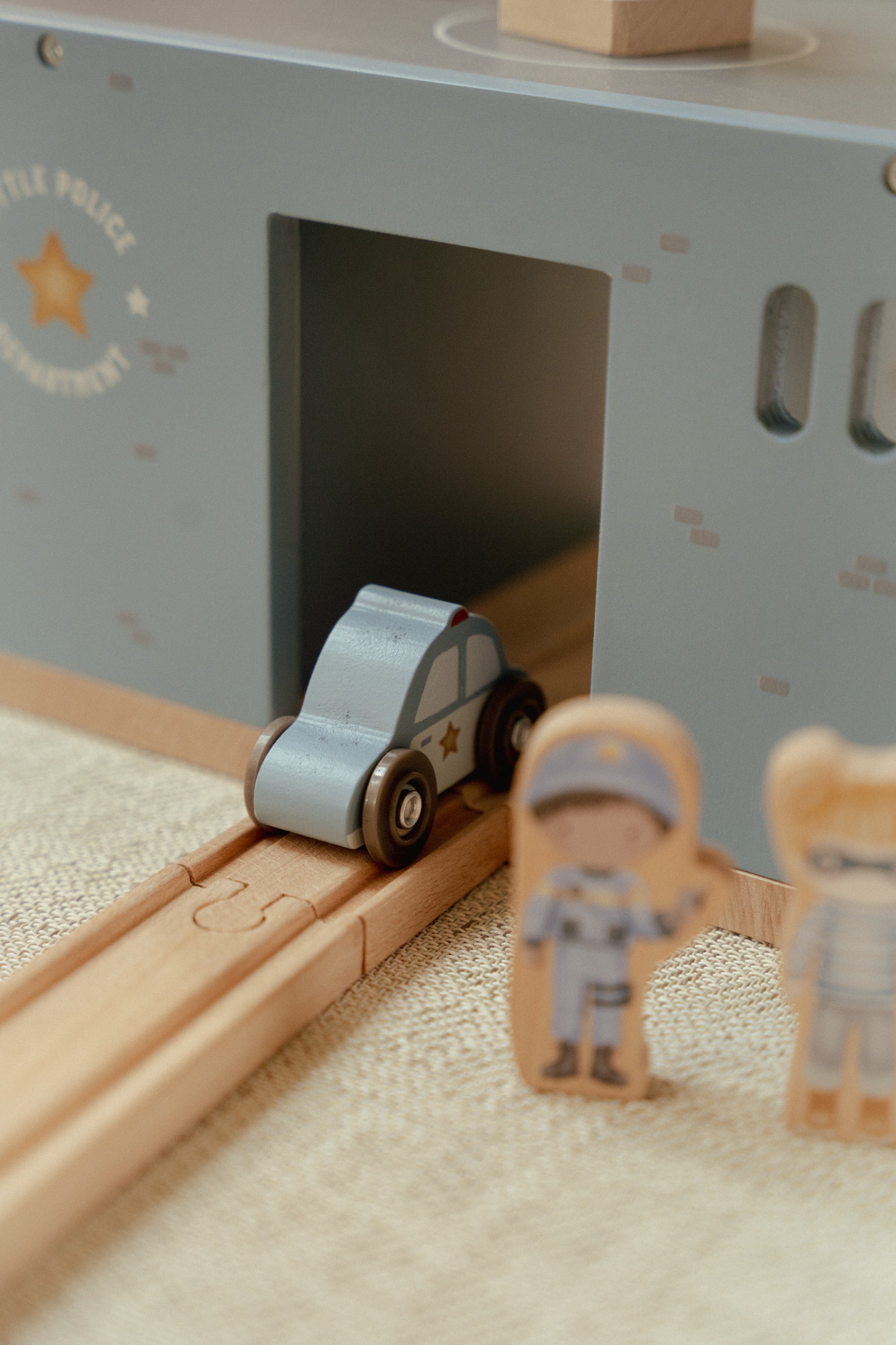 Little Dutch Police Station - Blue