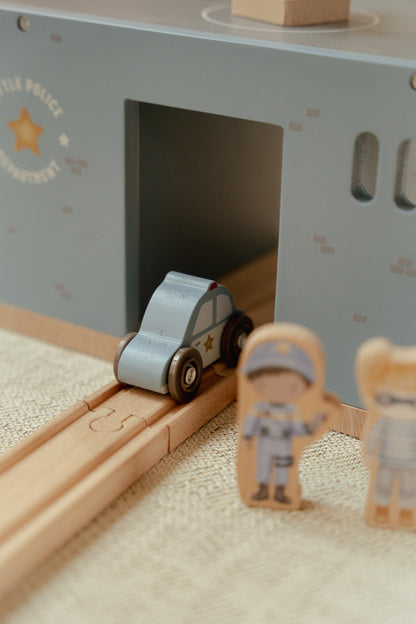 Little Dutch Police Station - Blue