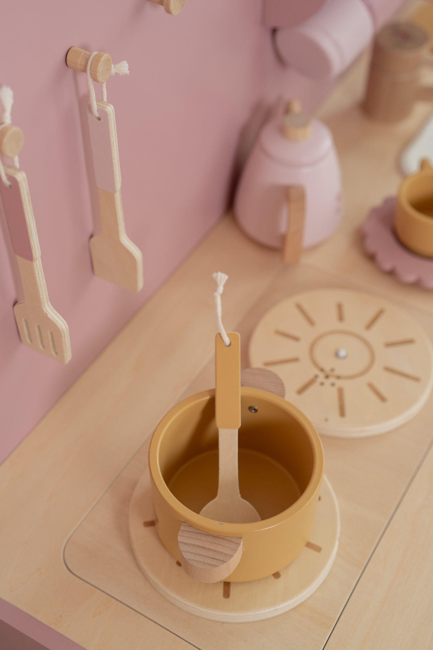 Little Dutch Pink Play Kitchen - Limited Edition
