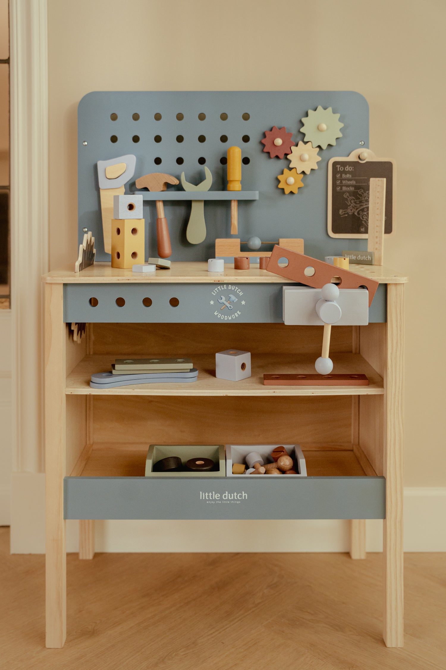 Little Dutch Wooden Workbench