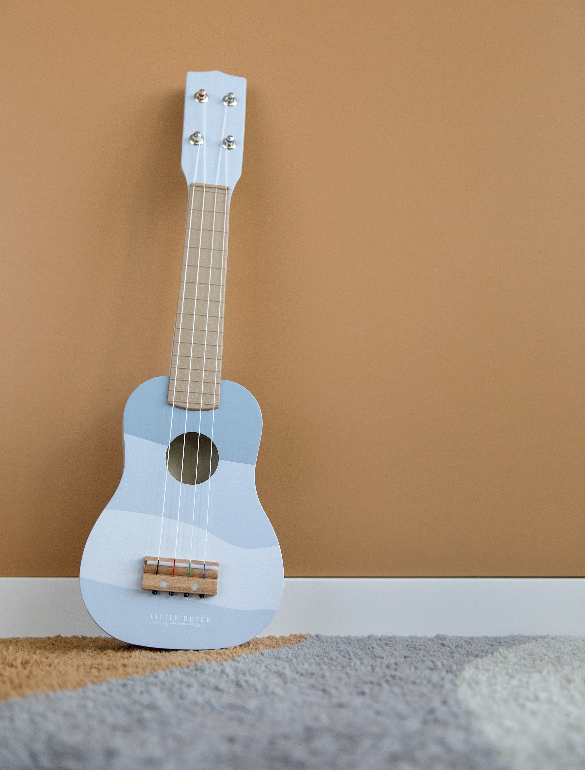 Childrens wooden guitar online