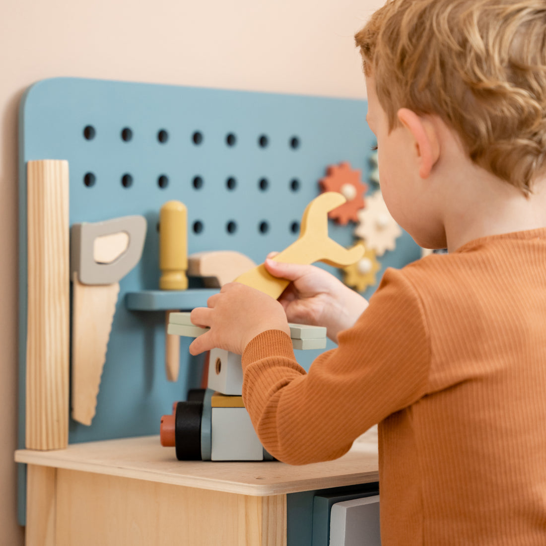 Little Dutch Wooden Workbench